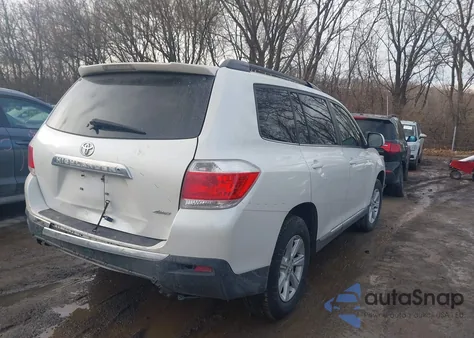 2011 Toyota Highlander Se V6 из США, поврежденный, VIN 5TDBK3EH1BS052174